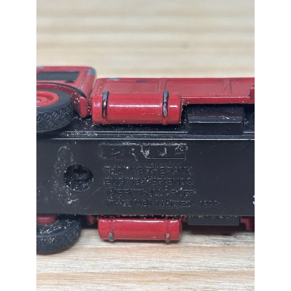 Vintage Thomas and Friends Lorry 3 Truck Diecast toy Ertl 1999 Red LOR 3
